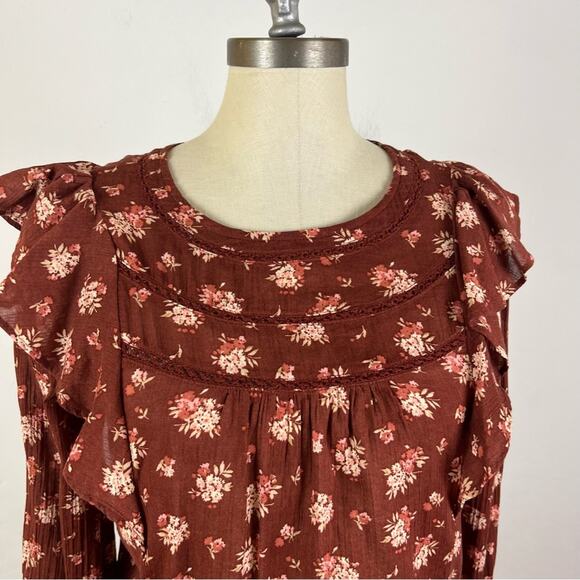 Madewell Ladder-Trim Ruffle Top in Homestead Bouquet - Picture 4 of 8